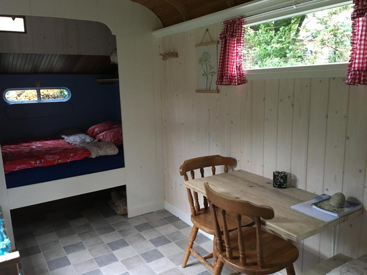 De Akker, Unieke Overnachting In Pipowagens! Ommeren Exteriér fotografie