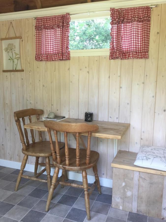 De Akker, Unieke Overnachting In Pipowagens! Ommeren Exteriér fotografie